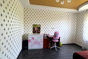 будинок за адресою Набережна