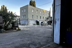 коммерческая по адресу Пирогівський Шлях ул. (Червонопрапорна), 1