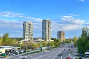 комерційна за адресою Набережна Перемоги вул., 10-К