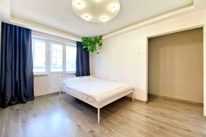 квартира за адресою Петра Калнишевського просп. (Косіора), 34