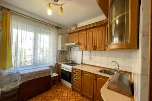 квартира за адресою Тролейбусна вул., 13