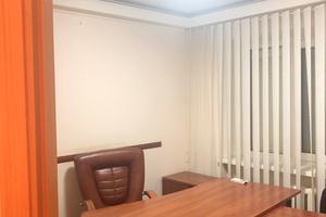 комерційна за адресою Німанська вул., 2