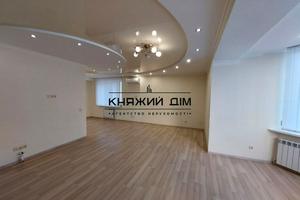 коммерческая по адресу Борщаговская ул., 206