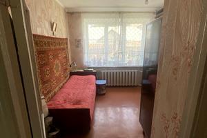 квартира за адресою Водопровідна вул., 28/2