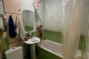 квартира за адресою 128-ї Бригади Тероборони вул. (Курчатова), 4