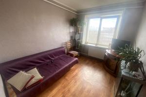 квартира за адресою с. Котляри (Комунар), Миру, 8