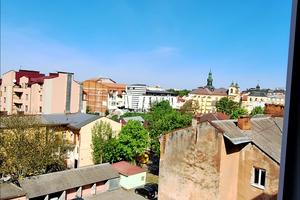 квартира по адресу Л.Гузара, 15 а