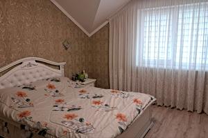 будинок за адресою Незалежності вул.