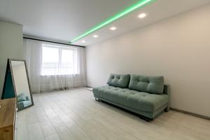квартира за адресою Сніжна вул., 52а