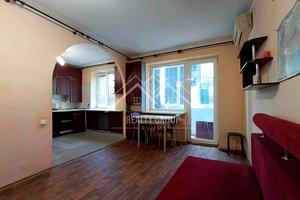квартира за адресою Металургів просп., 21