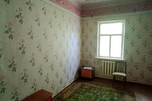 будинок за адресою Героїв Крут вул. (Черепіна)