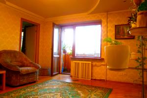 квартира за адресою Олександра Довженка вул., 8