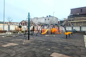 квартира по адресу Костанди ул., 104