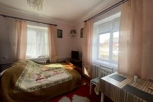 будинок за адресою с. Малий Олексин, Вишнева вул.