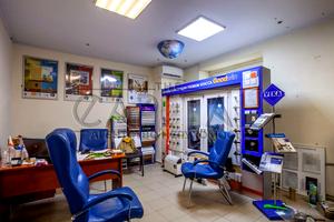 комерційна за адресою Автозаводська вул., 2