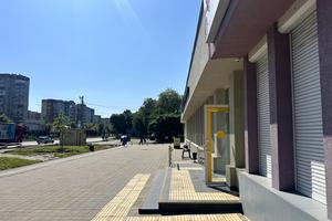 комерційна за адресою Наукова вул., 67