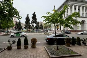 комерційна за адресою Архітектора Городецького вул., 4