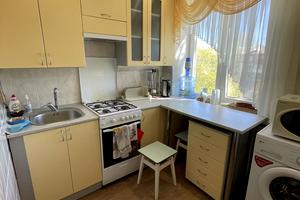квартира за адресою Лахтинська вул., 13