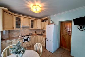квартира за адресою Будівельників, 3