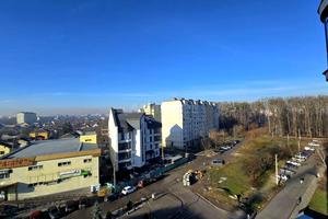 квартира за адресою Гната Хоткевича вул., 69