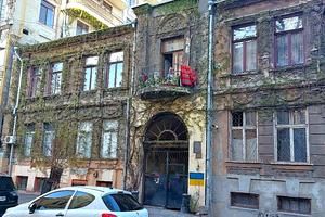 коммерческая по адресу Юрия Олеши ул., 11