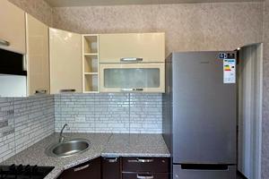 квартира за адресою Кам'янецька вул., 84