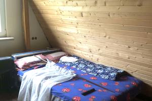 будинок за адресою Центральна, 18