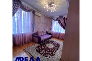 квартира по адресу Независимой Украины ул. (40 лет Советской Украины), 7