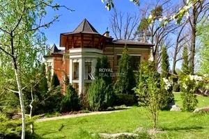 будинок за адресою Приозерна