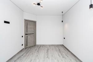 квартира за адресою Височана вул., 18