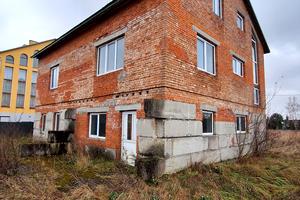 будинок за адресою Українки Лесі, 100