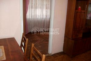 квартира за адресою Олександра Олеся вул., 16