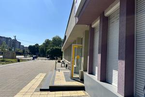 комерційна за адресою Наукова вул., 67