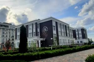 комерційна за адресою Михайла Максимовича вул. (Онуфрія Трутенка), 28-Д