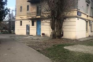 комерційна за адресою Церковна вул., 29/1