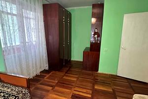 квартира за адресою Гната Хоткевича вул., 52