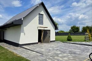будинок за адресою Центральна, 11