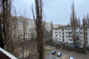 квартира за адресою Князя Володимира Великого просп., 101