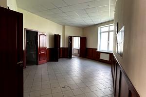 комерційна за адресою Євгена Коновальця вул. (Щорса), 36-Б