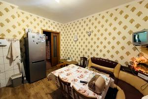 будинок за адресою Шкільна