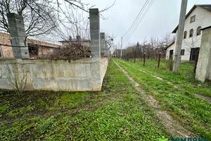 участок по адресу Романа Левицкого ул.