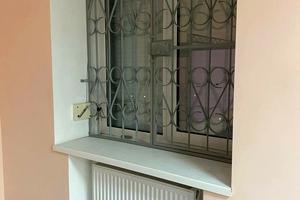 комерційна за адресою Криворізька вул., 12