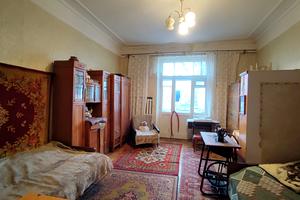 квартира за адресою Братська вул., 10