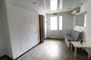 комерційна за адресою Космічна вул., 34