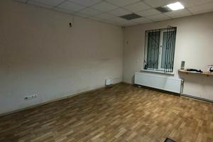 комерційна за адресою Шевченка бульв., 268/2