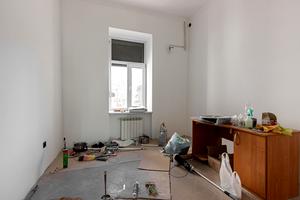 комерційна за адресою Варшавська вул., 46