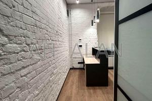 комерційна за адресою Богдана Ступки вул. (Станіславського), 3