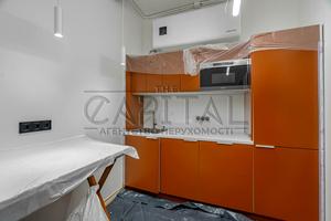 комерційна за адресою Кловський узвіз (Кловський), 7a