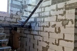 будинок за адресою Героїв України