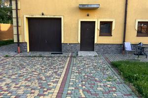 будинок за адресою с. Сокільники, Весняна вул.